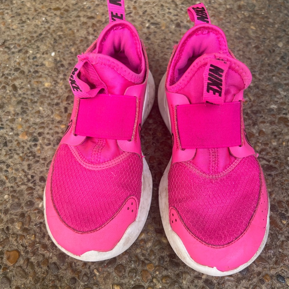 Nike Kids Fuchsia Sneakers